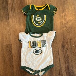 Green Bay Packers girls 0-3 month onesie